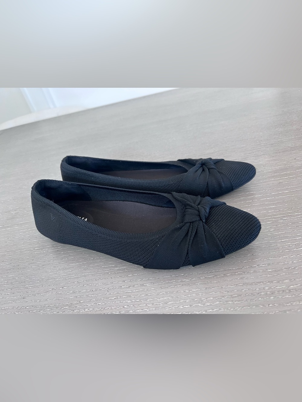 Women's Black Knot-Front Ballet Flats